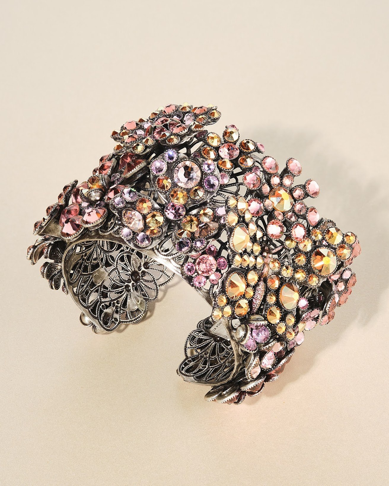 KONPLOTT crystal cuff